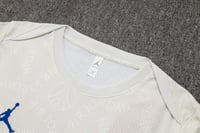 طقم تدريب صيفي باريس سانت جيرمان 2025-2026 ابيض