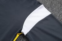 طقم تدريب شتوي بروسيا دورتموند 2023-2024 اسود (2)