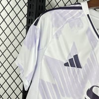 طقم مانشستر يونايتد الاحتياطي 2025-2026 مقاس جامبو