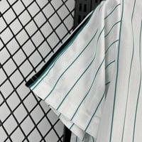 طقم ليفربول نسخة خاصة (4) 2025-2026