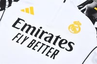 طقم تدريب شتوي ريال مدريد 2025-2026 ابيض