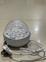 سلاقة البيض الكهربائية 350 واط 7 بيضات