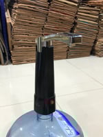 مضخة ومغسلة ماء متنقلة برأس متحرك ويعمل على اليوسب...