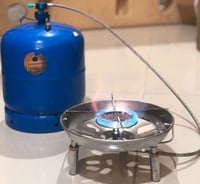 موقد غاز يعمل على دبات السنة مع تحويلة ليعمل على د...