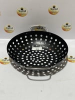 مقلاة الشوي المخرمة 32 سم مع مقابض استيل جانبية