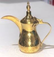 دلة هندي الجبر ذهبي وسط