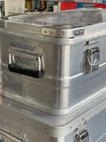 صندوق ألمنيوم متعدد الاستخدام مع قفلين