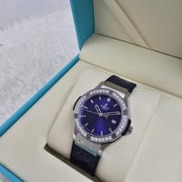 ساعه هوبلت جلد نسائي كلاسيك كحلي