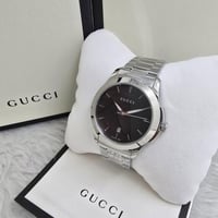 ساعة قوتشي الرجالية فضي مع اسود - لمسه ذوق