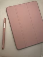 كفر ايباد مع حامل للقلم