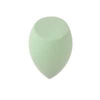 اسفنجة مكياج من اتنشن كير