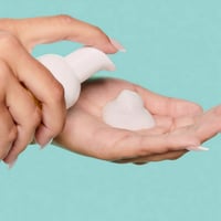 رغوة ذا بورفيشنال لتنقية المسام ميني من بنفت - 60م...