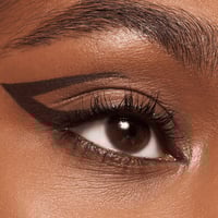 قلم كحل تحديد العين لونج لاستنج من ايسنس - 01 blac...