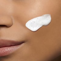 منظف ​​رغوي لطيف للبشرة الدهنية والمختلطة من كلارن...