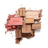 باليت الوجه والعين بلوم بيبي بلوم من ايسنس - 01 Ma...