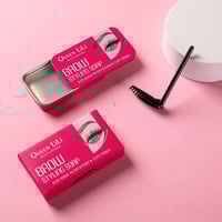 صابونة حواجب من كوين لي لي