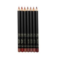 قلم محدد شفاه من نوره بو عوض - دارك فليمينج