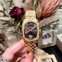 ساعة فرزاتشي نسائية