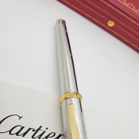 قلم كارتير سانتوس دومو منقط غطاء
