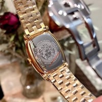 ساعة فرزاتشي نسائية