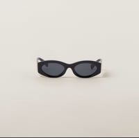 نظارات ميو ميو