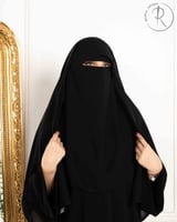 نقاب اماراتي وسط