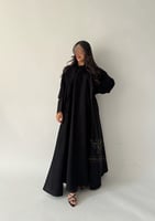 عباية ترنش كوت كسرات مع فستان متصل Z6150