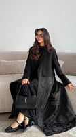 عباية سوداء ترنش كوت بقماش الجاكار بفست بقماش مني...