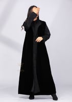 عباية شتوية سوداء بقطعتين Z6101