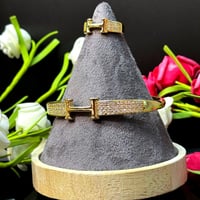 بانقل هونور ذهبي أو فضي بزركون