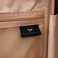 حقيبة ترانك من ماركة فكتوريا مقاس صغير