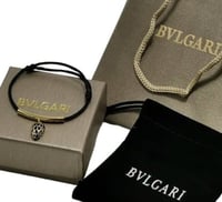 أسوارة عصرية بألوان متعددة وتصميم مميز