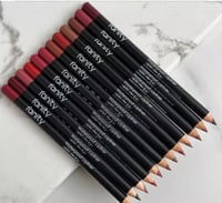 روج MAYDREAM مع محداد شفايف FANITY