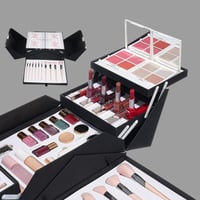 طقم FANITY فانيتي الانيق حينما يتحول المكياج إلى ل...