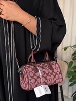 عنابي
