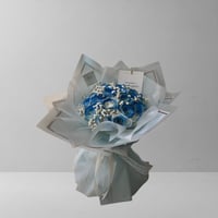 الأزرق الناعم