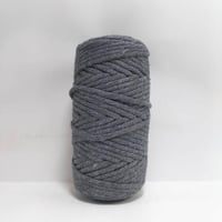 خيط اكسفورد مكرميه 4 ملم تمشيط