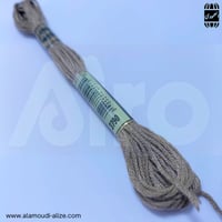 خيط التطريز Airo