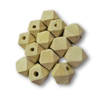 اكسسوار خرز خشب