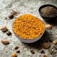 لوز يمني درجه اولى فاخر يبدأ بوزن 250 جرام