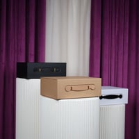 علب شنطة كبيرة أبيض