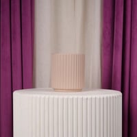 فازة ورد سيراميك وردي