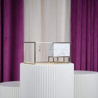 ستاند حديدي مستطيل أنيق