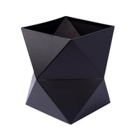 علب مركن ورد اسود