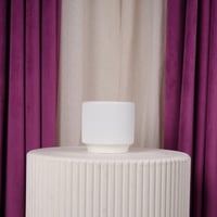 فازة ورد سيراميك صغير ابيض