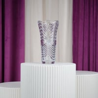 فازة زجاجية مستطيل مخروطي