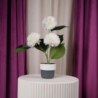 شجر زينة صناعي صغير ابيض