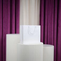 أكياس مستطيل 4 ابيض وسط شيال