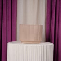 فازة ورد سيراميك كبير بيج