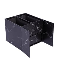 علب متعددة الأقسام أسود رخامي